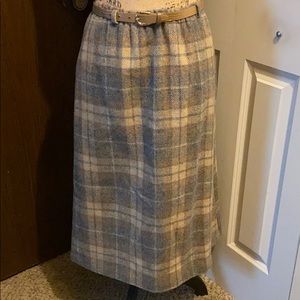 Vintage ankle length skirt